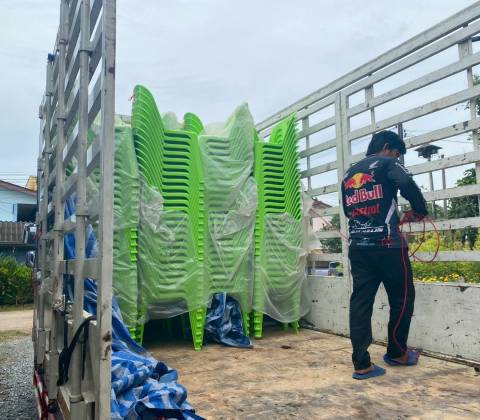 ขอบคุณผู้มีจิตเมตตา สนับสนุนงบประมาณจัดซื้อเก้าอี้พลาสติก